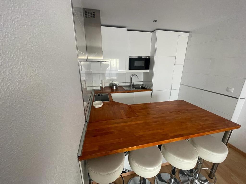 הואלבה Apartamento Turistico Cristobal Colon מראה חיצוני תמונה