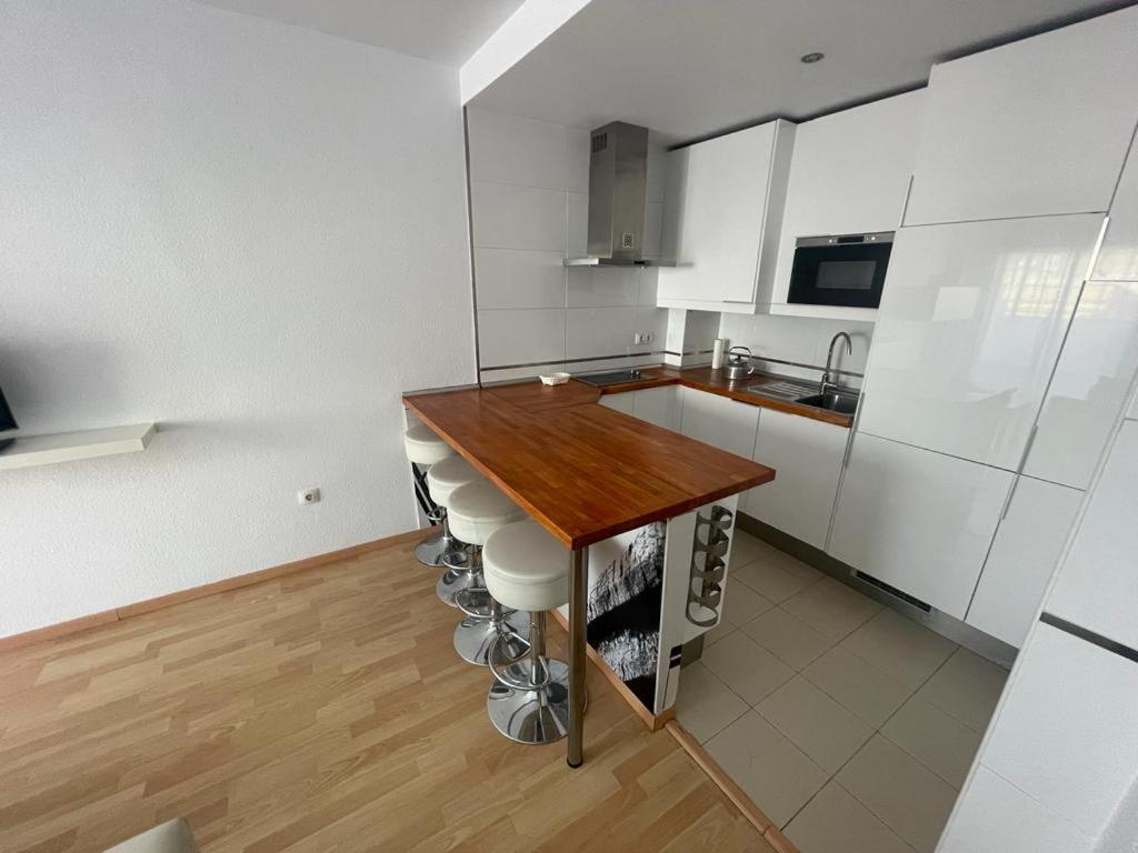 הואלבה Apartamento Turistico Cristobal Colon מראה חיצוני תמונה