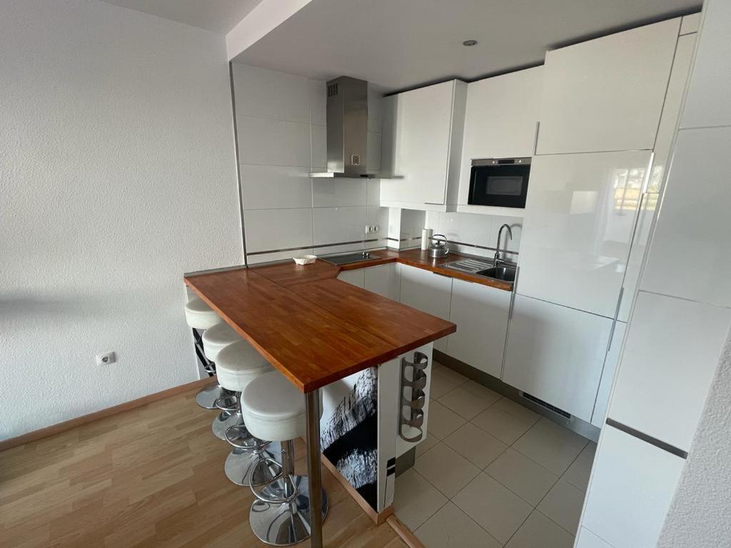 הואלבה Apartamento Turistico Cristobal Colon מראה חיצוני תמונה